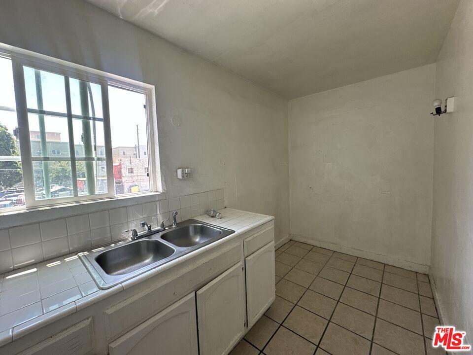 Upstairs - 2 Bedroom