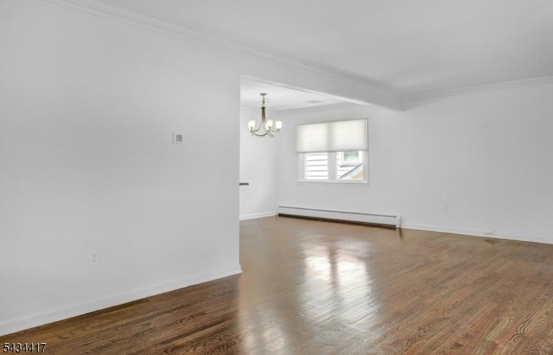 Living/Dining Area