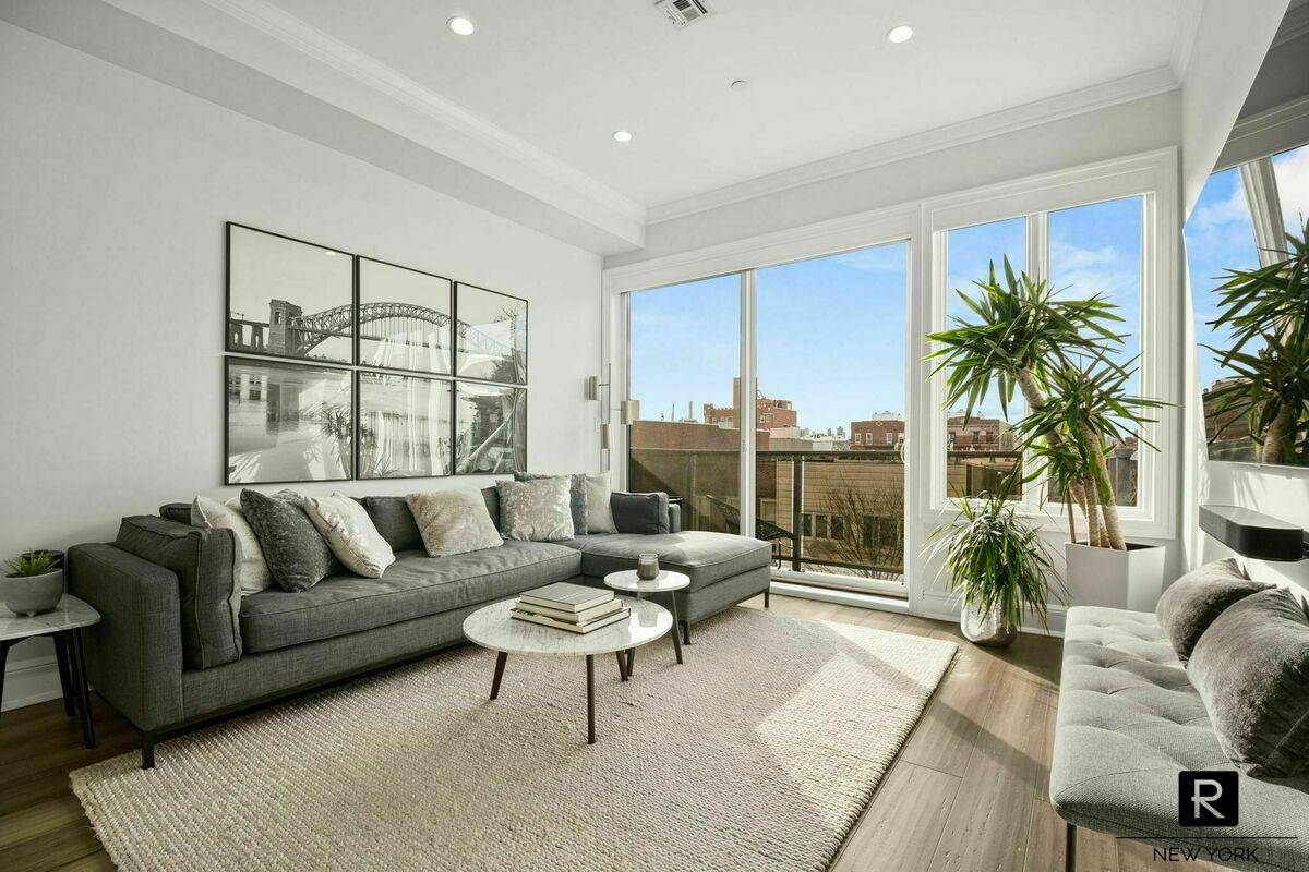 This gorgeous 2 bed 2 bath penthouse duplex residence is a must see, complete with exquisite Italian design and quality finishes.