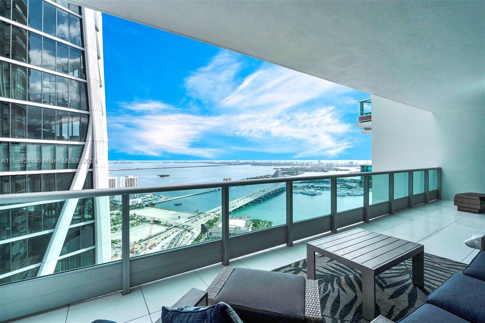 Beautiful and Luxurious Condo located on the 53rd Floor, with a private 10 Foot deep terrace overlooking Biscayne Bay, Museum Park, Venetian Islands the Miami Beach Skyline.