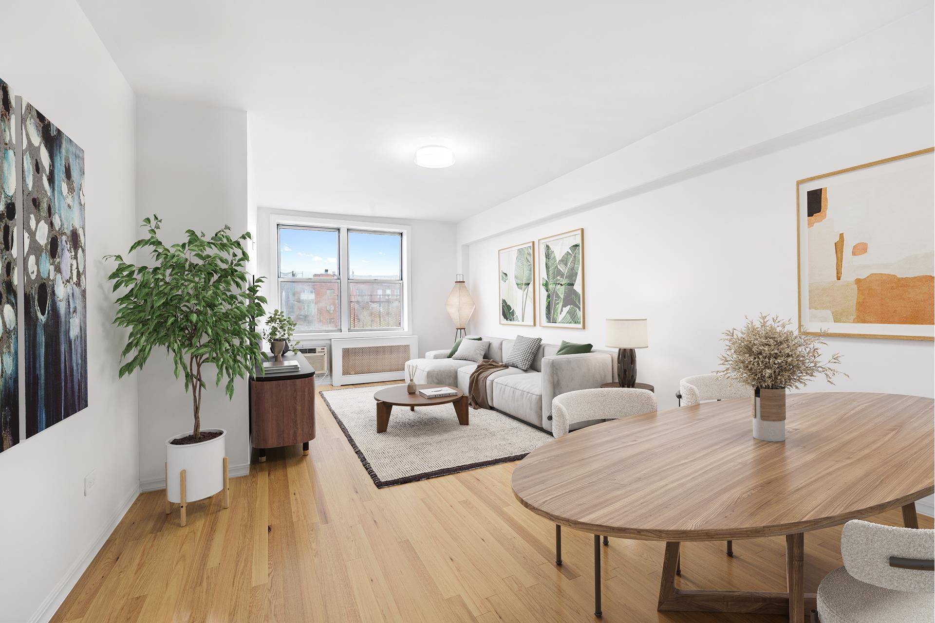 PRICE REDUCTION ! This SUNNY 6th Floor, JUNIOR FOUR features western exposures, newly refinished original hardwood floors throughout, and many new modern overhead lighting fixtures.