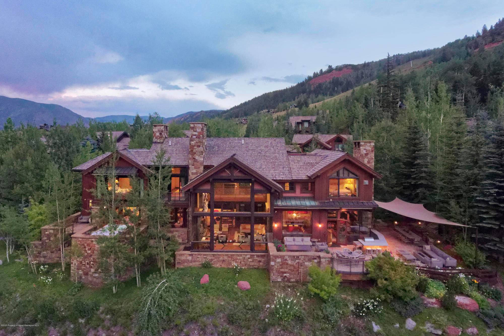 Looking for the quintessential Aspen vacation ?
