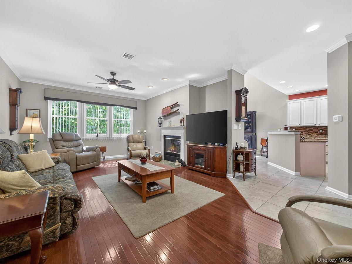 Blessed with a triple window and abundant natural light.