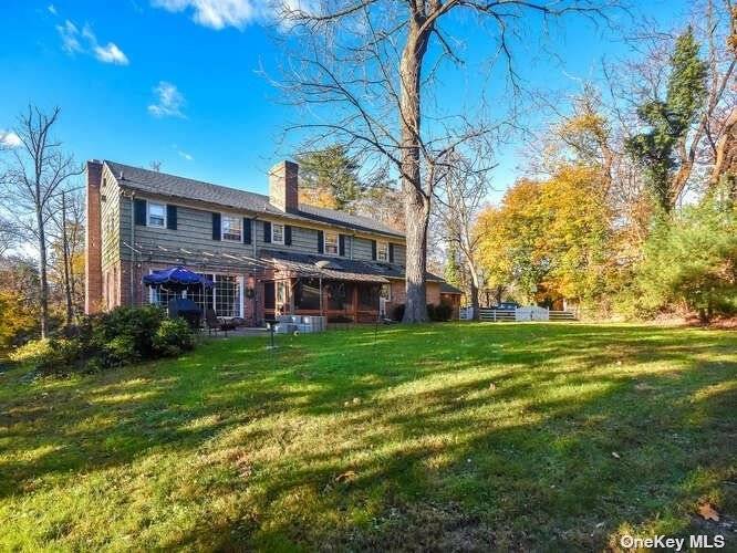 Builder's own Colonial on flat 1 acre grounds, steps to LIRR amp ; Plandome Country Club.