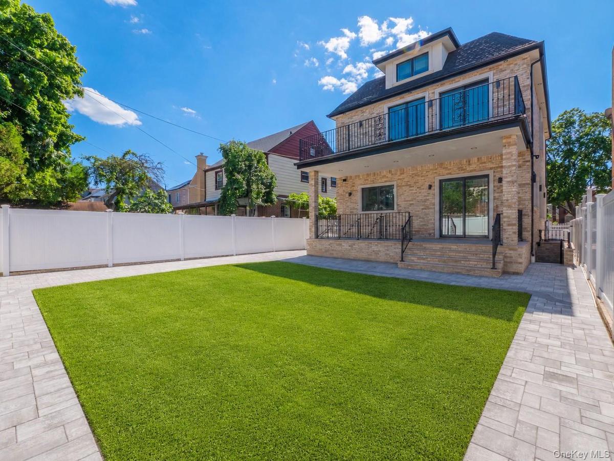 BACKYARD VIEW