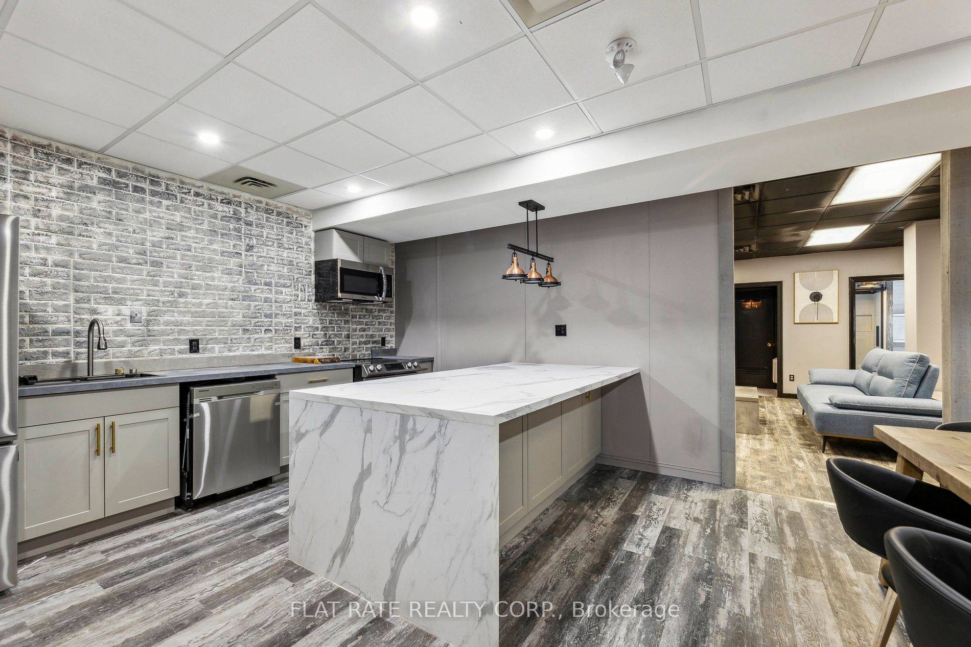 Enjoy luxury living in this 2000 sq ft loft style living space in the heart of downtown.