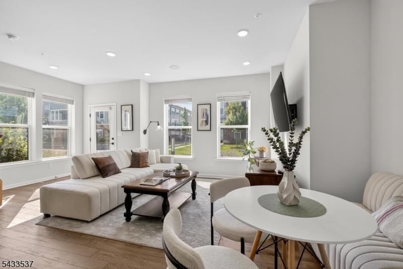 Living Room/Dining Room