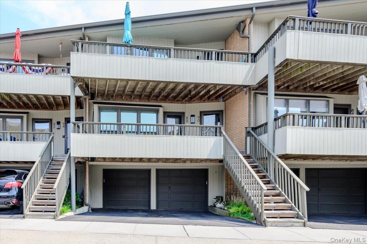 Welcome to your beach house!