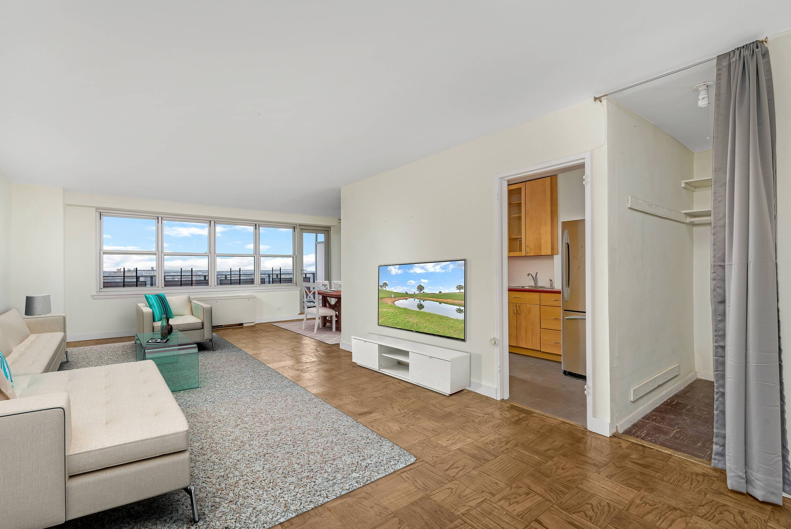 High Floor, the Most incredible panoramic views of all Brooklyn from the Rockaways to the City.