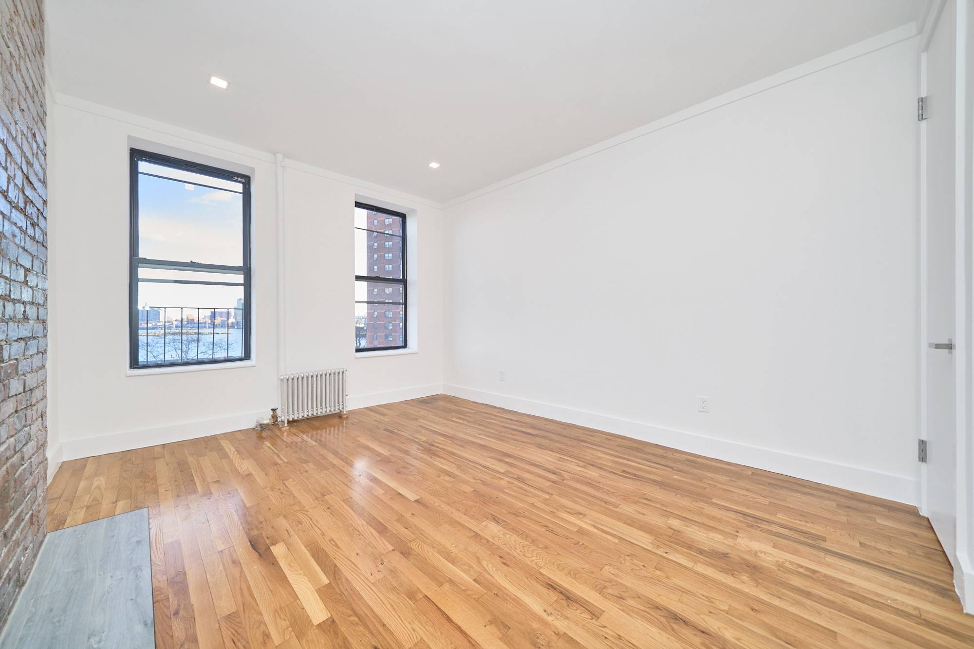 INQUIRE FOR VIDEOAVAILABLE MAY 1BRAND NEW RENOVATIONLive in this beautifully gut renovated, never before lived in 1BR 1BA apartment in a brand new building with a water view overlooking First ...