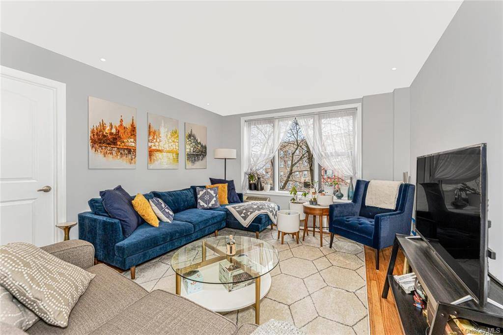 COMMUTER'S DREAM ! THIS CHIC 2 BEDROOM UNIT, IS FULLY RENOVATED FACING A QUIET TREE LINED ST OF FIELDSTON.