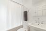 Guest Suite Bath