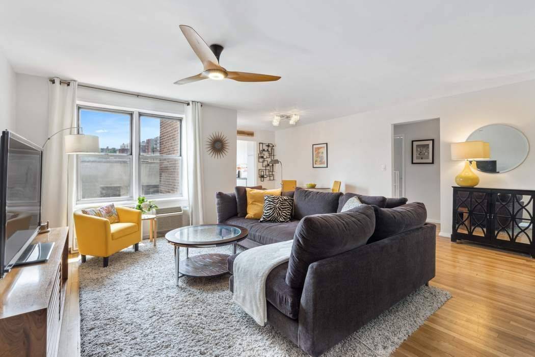 Perched in the heart of Hudson Heights, this lovely 2 bed, 1.