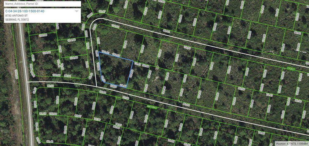Desirable lot available in Sebring, it has easy quick access to the main roads.