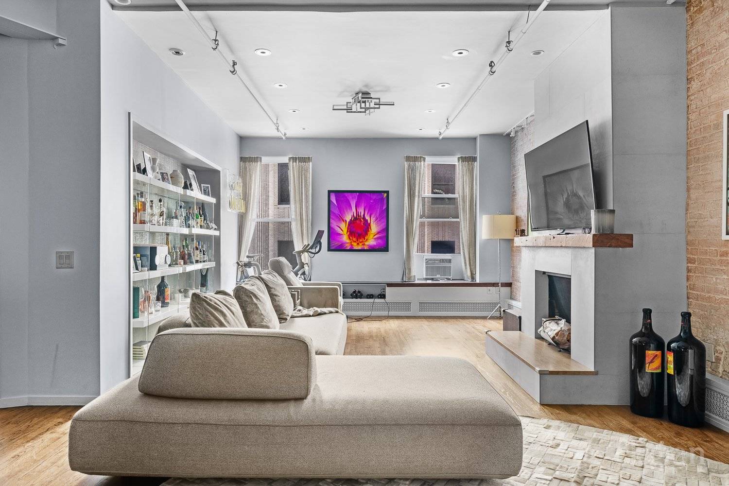 Chic Chelsea Loft Urban Retreat Experience the epitome of stylish loft living in the heart of Chelsea with this impeccable two bedroom, two bathroom gem.
