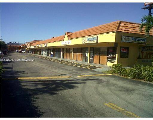 HIALEAH GARDENS SHOPPING CENTER IS PLEASED TO PRESENT THIS TURN KEY LISTING WITH A OPEN FLOOR PLAN WITH 4, 830 SQ FT.