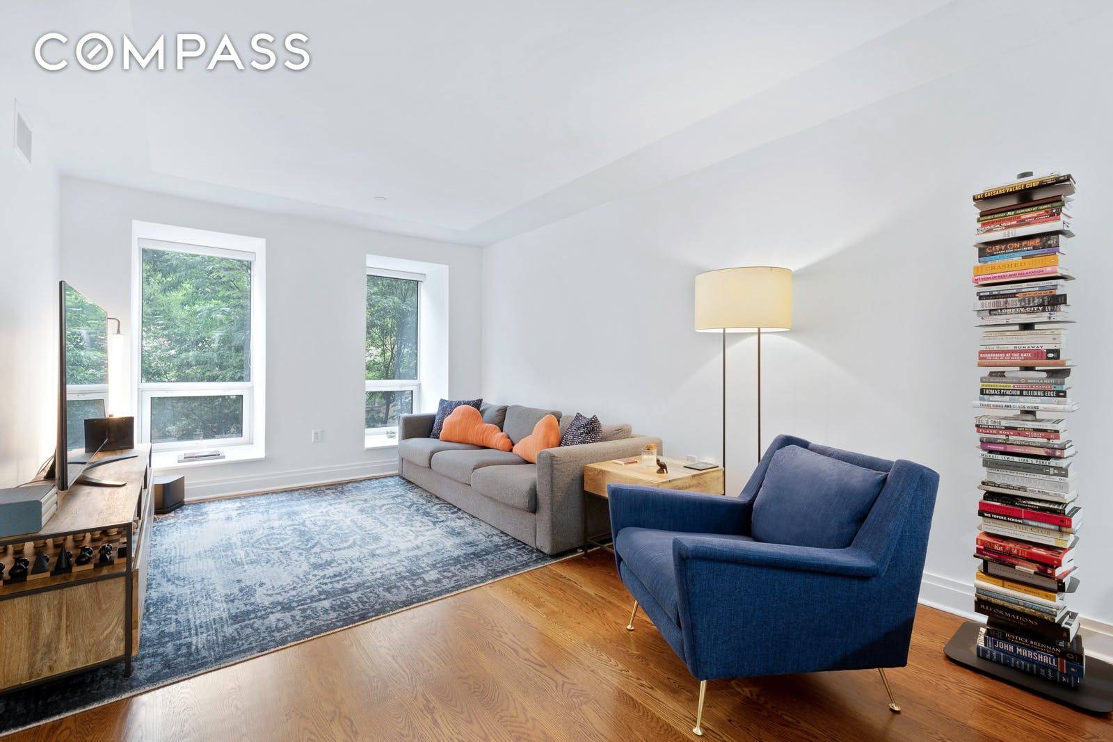 Fitzgerald condo large 1, 100 square foot flexible 2 bedroom and 2 full bath, located on a beautiful tree lined street in South Harlem.