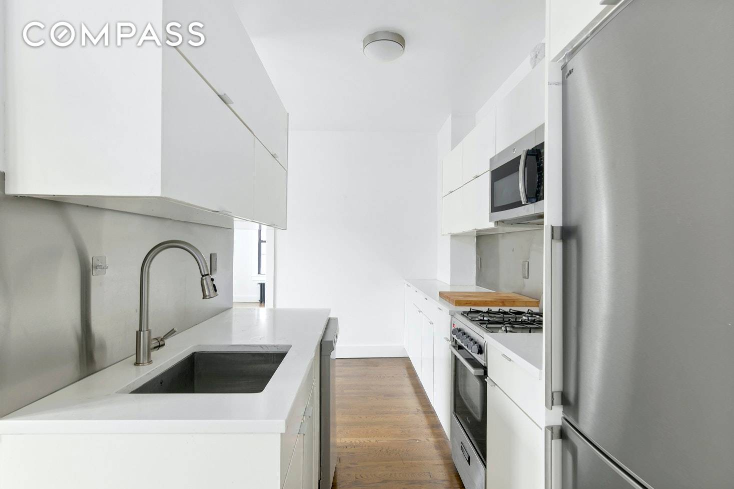 CYOF, Agent shows unit. Newly renovated, spacious 2 bedroom apartment in Astoria, Queens.