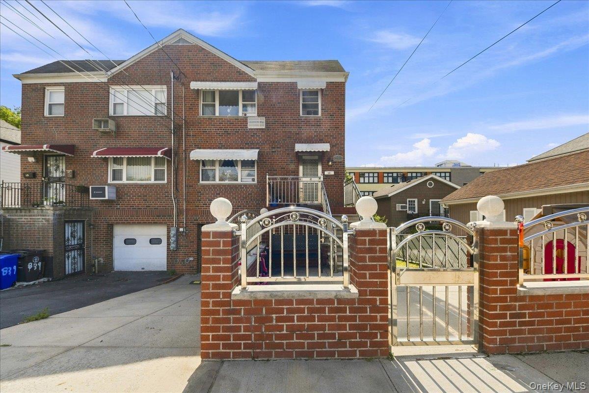 WELCOME to 841 Swinton ave.