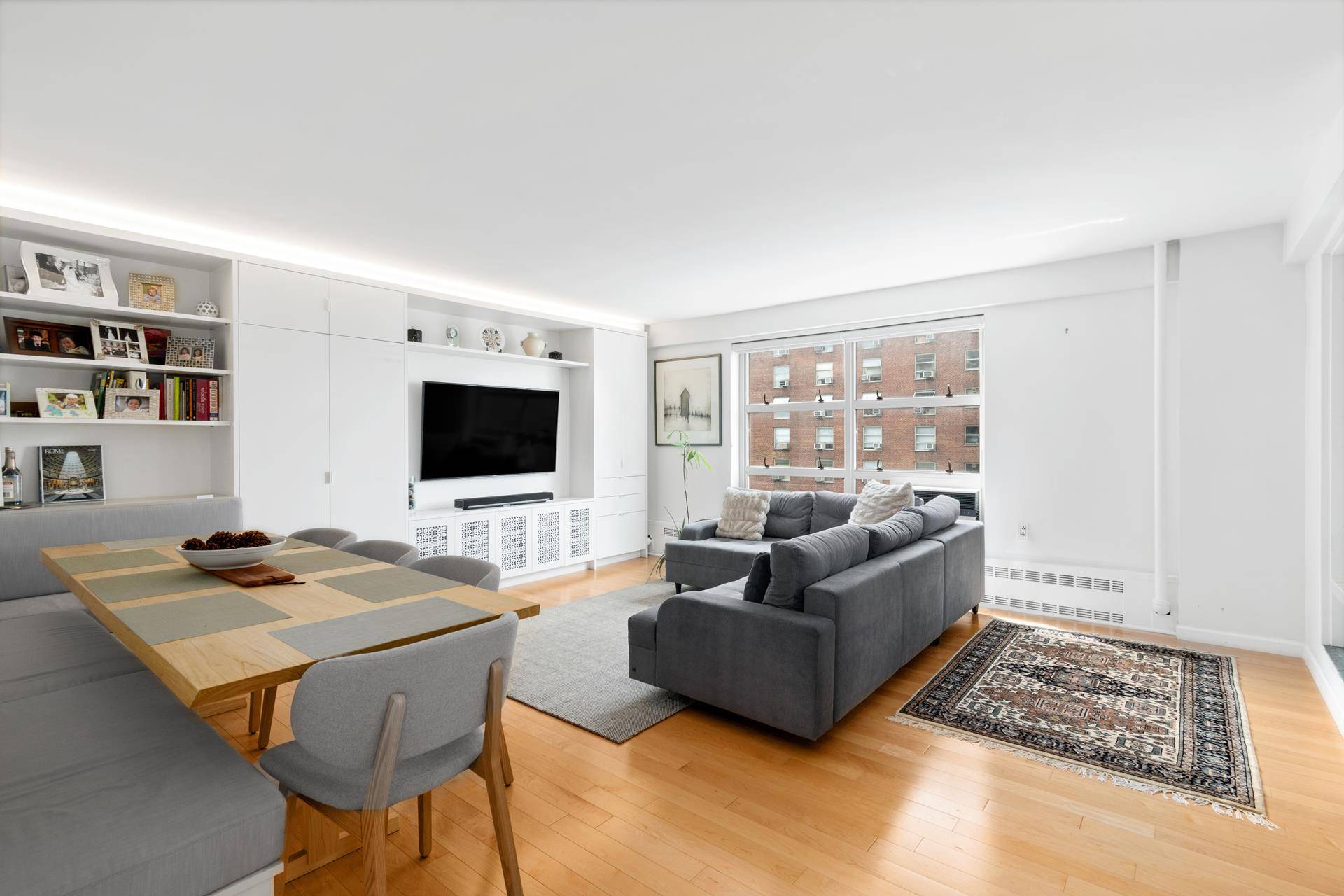 LIVE IN THE HEART OF MORNINGSIDE HEIGHTS !