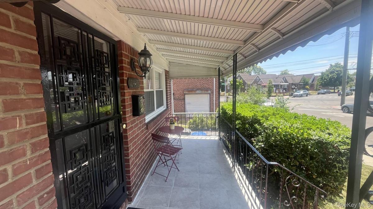 Entrance porch