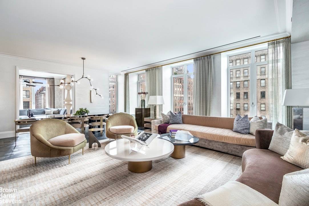 JUST LISTED ! ! Tremendous opportunity to secure the last full floor residence at 1010 Park Avenue with glorious open exposures throughout.