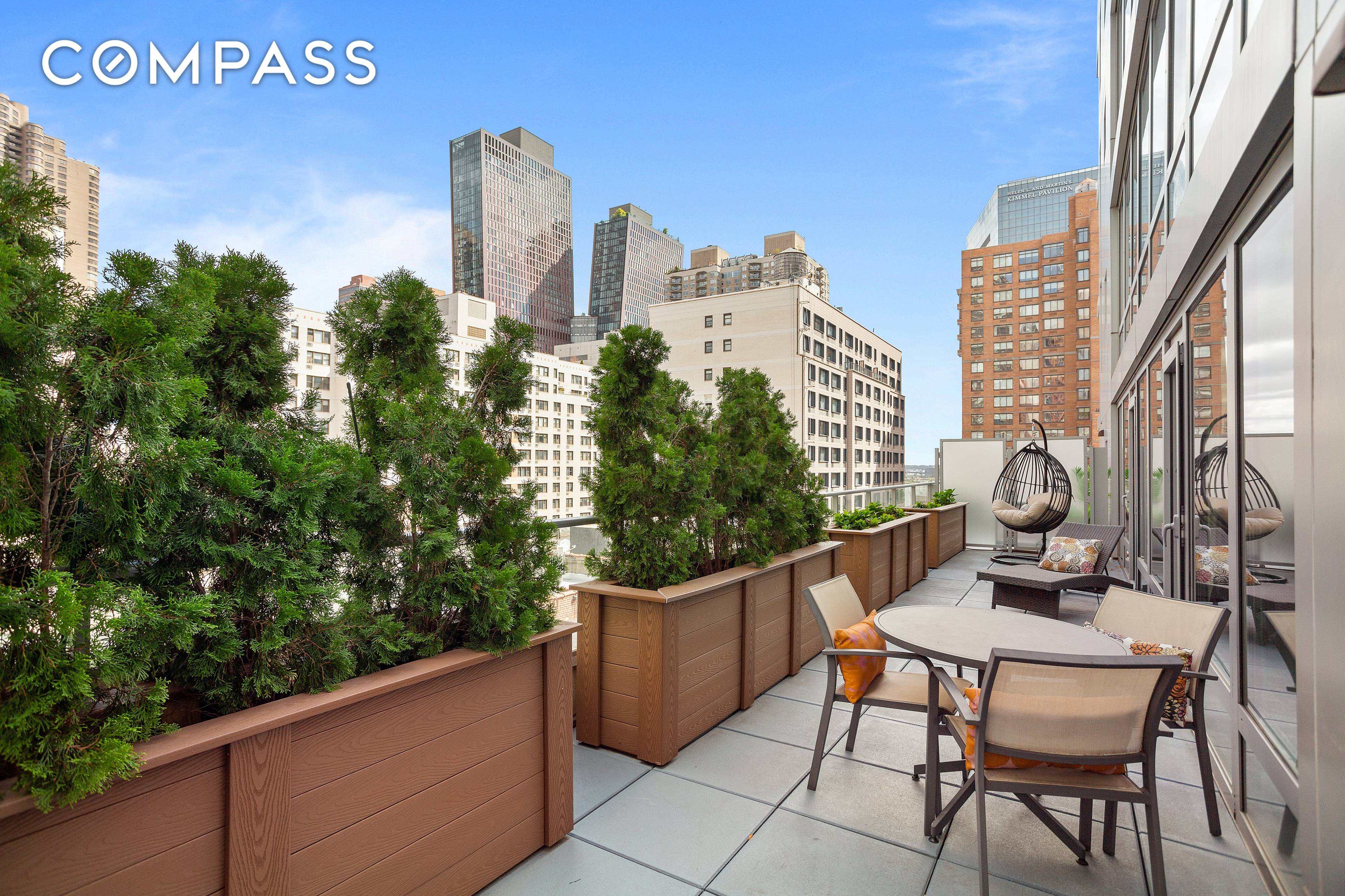 Move In Now ! 303 East 33rd Street is a new, full service, LEED certified condominium building, located in Murray Hill.