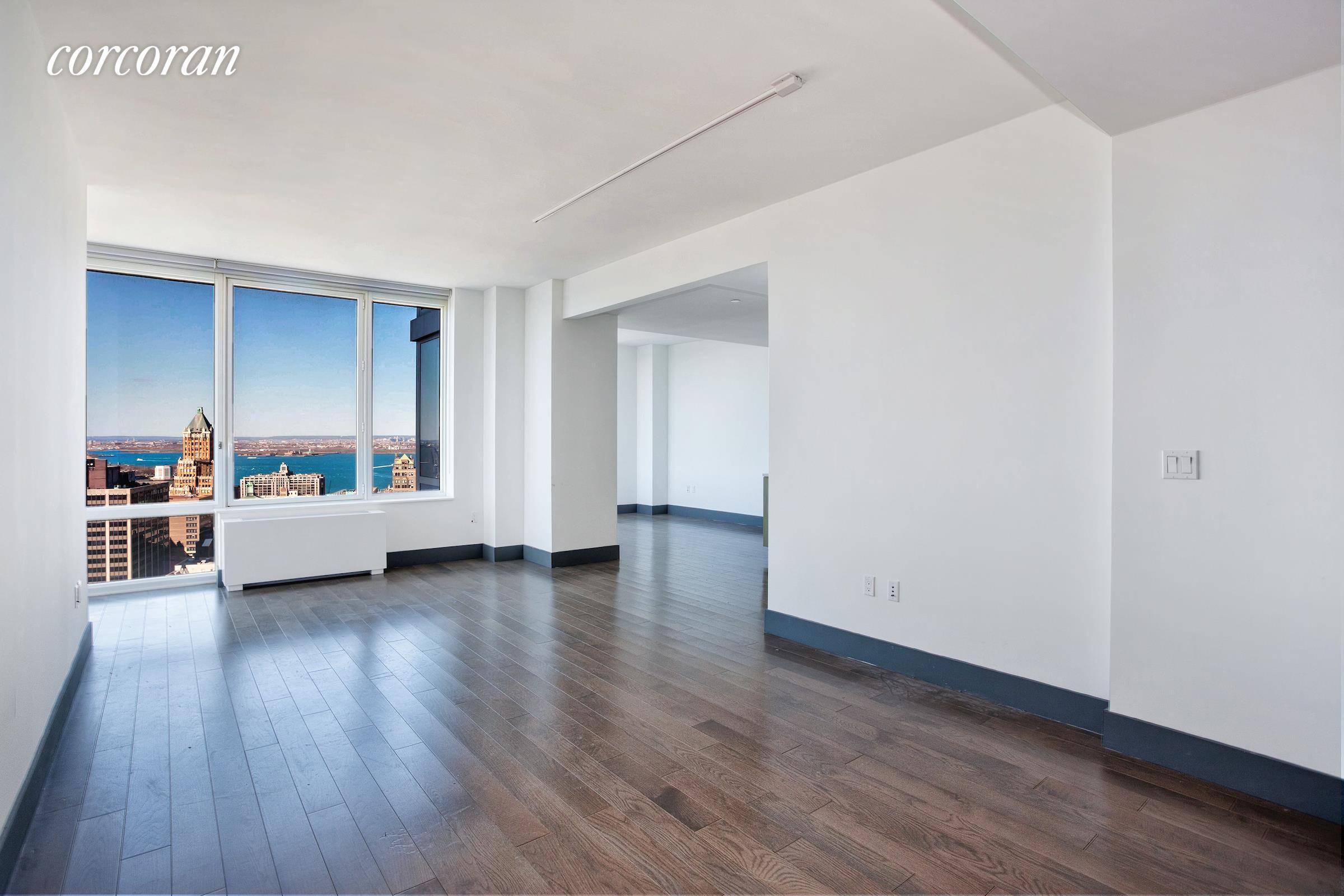 NO FEE Live on top of the world in one of the most luxurious condominiums in Downtown Brooklyn !