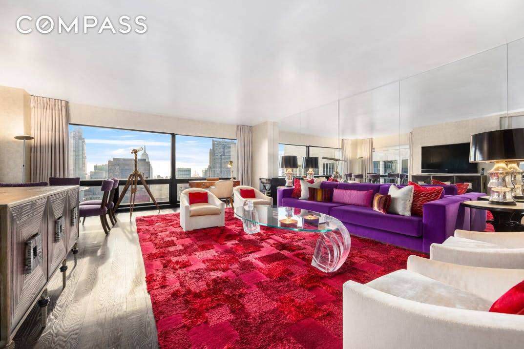 Welcome home to your stunning 5th Avenue oasis.