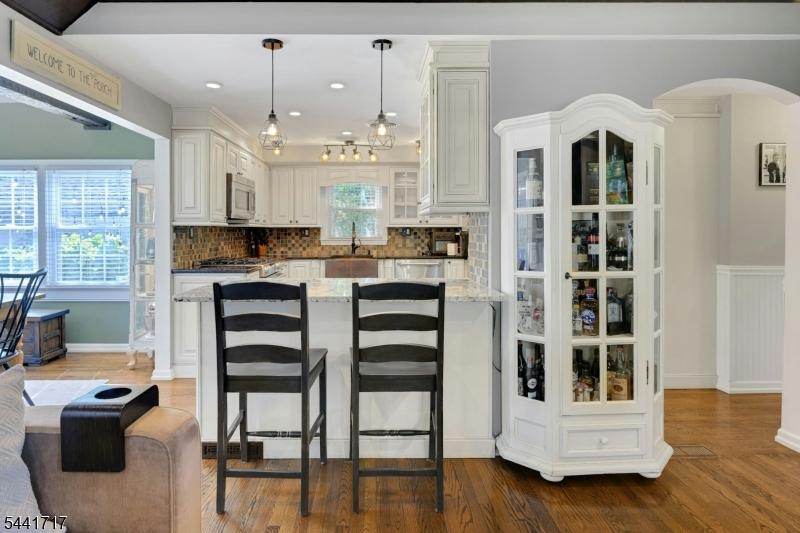 Breakfast Bar