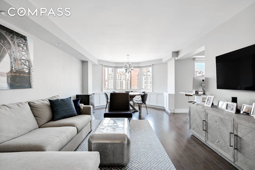 XXX Mint 3 bedroom, 2 bathroom home with a private terrace and open views in an ideal Upper East Side location.