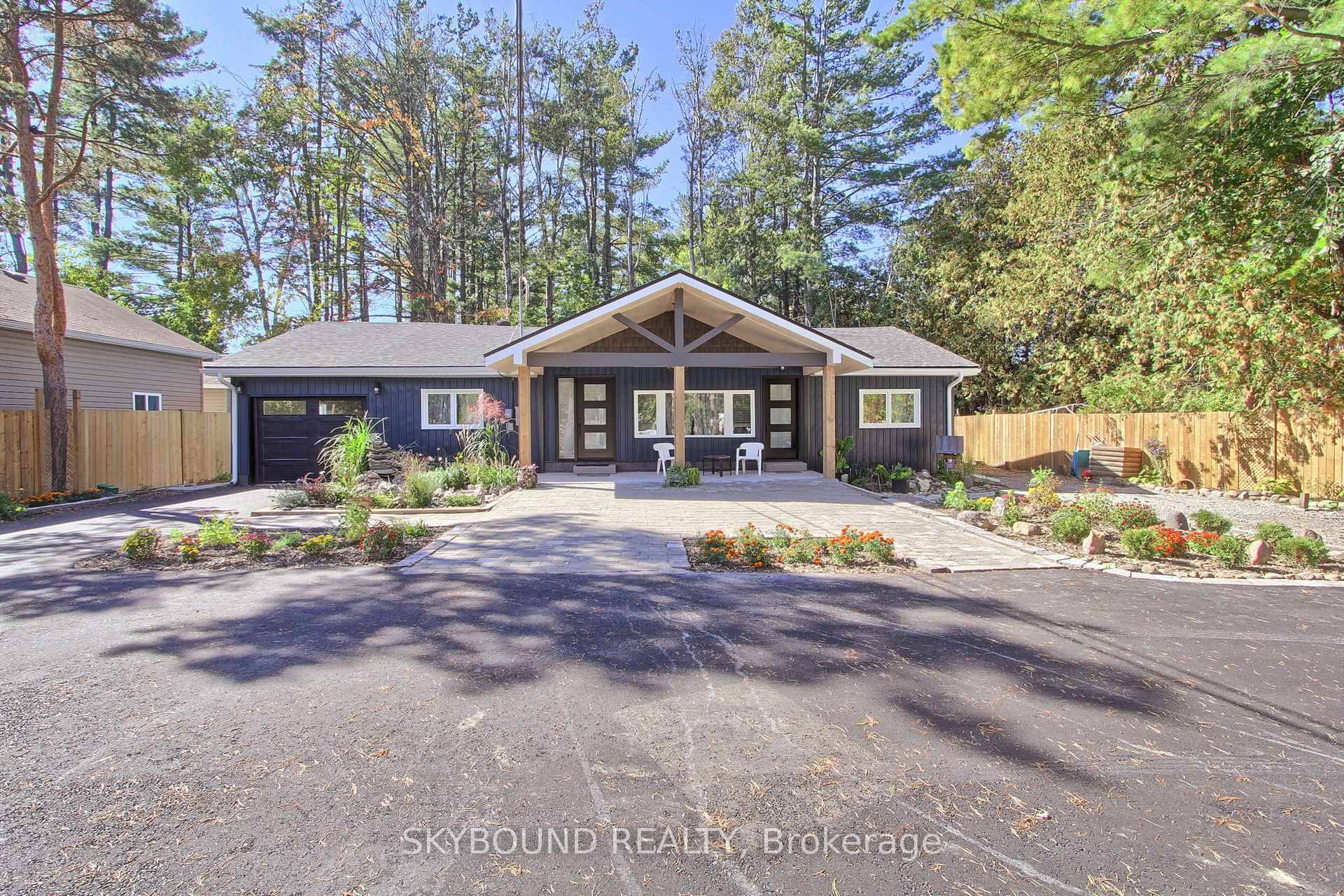 Welcome to Your Private Retreat in the Heart of Alcona !