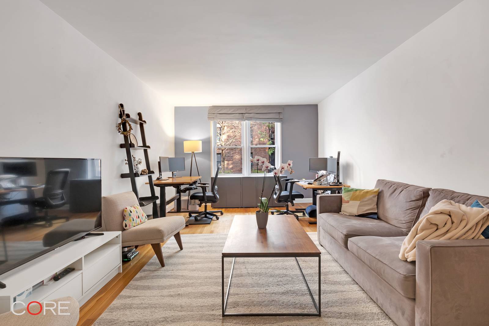 This well appointed one bedroom home is turn key ready and is nestled in one of the most desired buildings for NYC commuters.