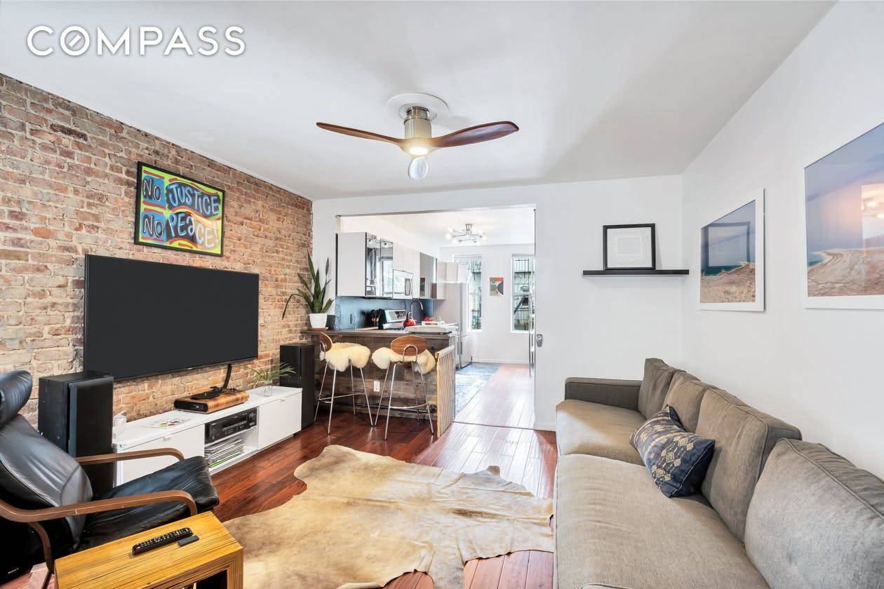 Live in Comfort amp ; Style In An Intimate Coop with Contemporary Design in Desirable Ridgewood, Queens Welcome to 1714 Palmetto Street Apt 2L located on the second floor of ...