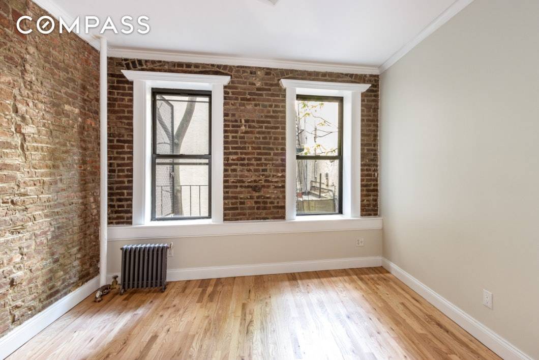 No Fee amp ; 1 Mo Free Rent For Immediate Move In True three bedroom with two bathrooms in the heart of Nolita.