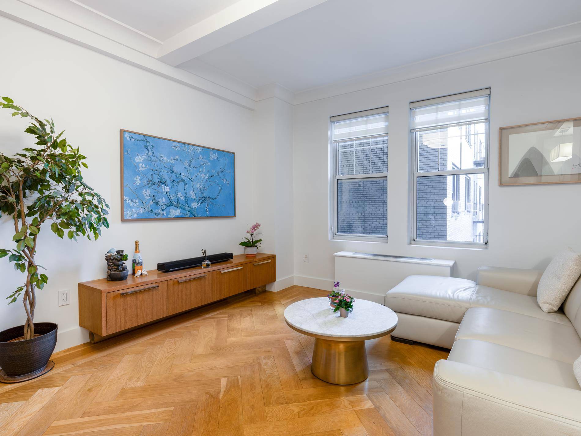 Renovated and reimagined 1 Bedroom for sale at the desirable Olcott Condominium.