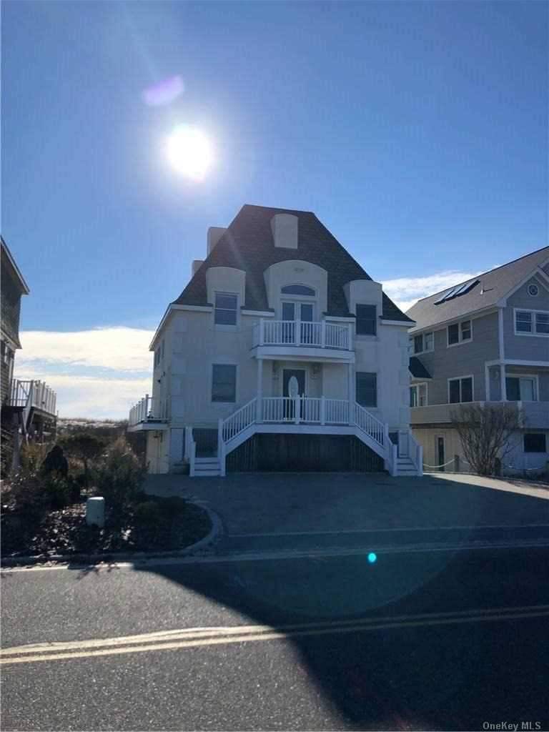 Welcome to 'SEA SCAPES'. Spectacular oceanfront 4 bedroom home plus separate office is available for your summer enjoyment.