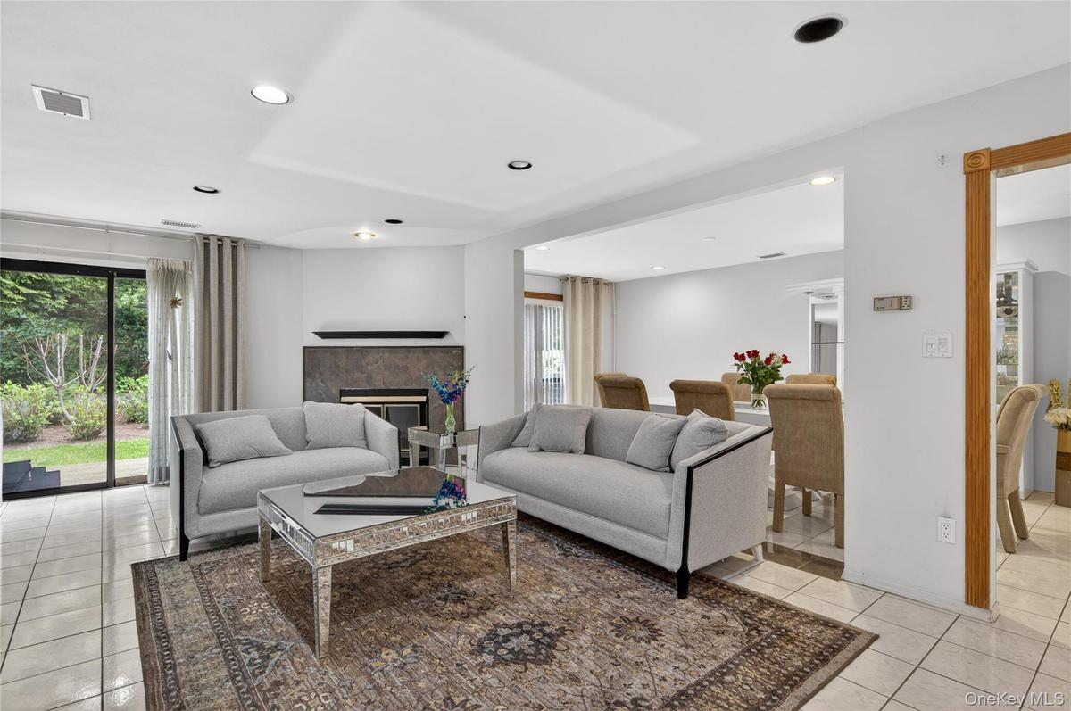 Relax & Enjoy cozy evenings by the fireplace
