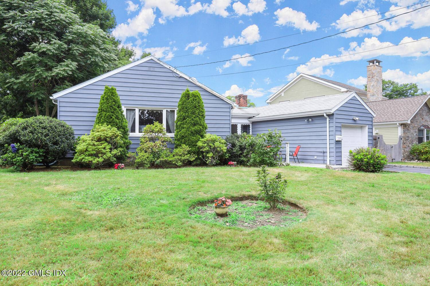 Opportunity in the desirable Loughlin Park area of Cos Cob that's an ideal starter home, investment property, and or forever home.