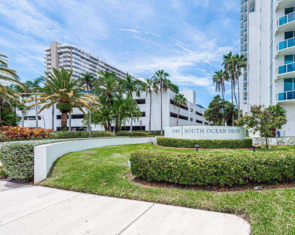 Beautiful split floor plan 2 2 1 Bonus CABANA 2 Covered parking spaces IMPACTS WINDOWS THROUGHOUT Electric Blinds Ocean, City Intercoastal view Luxury building across from the beach with 24 ...