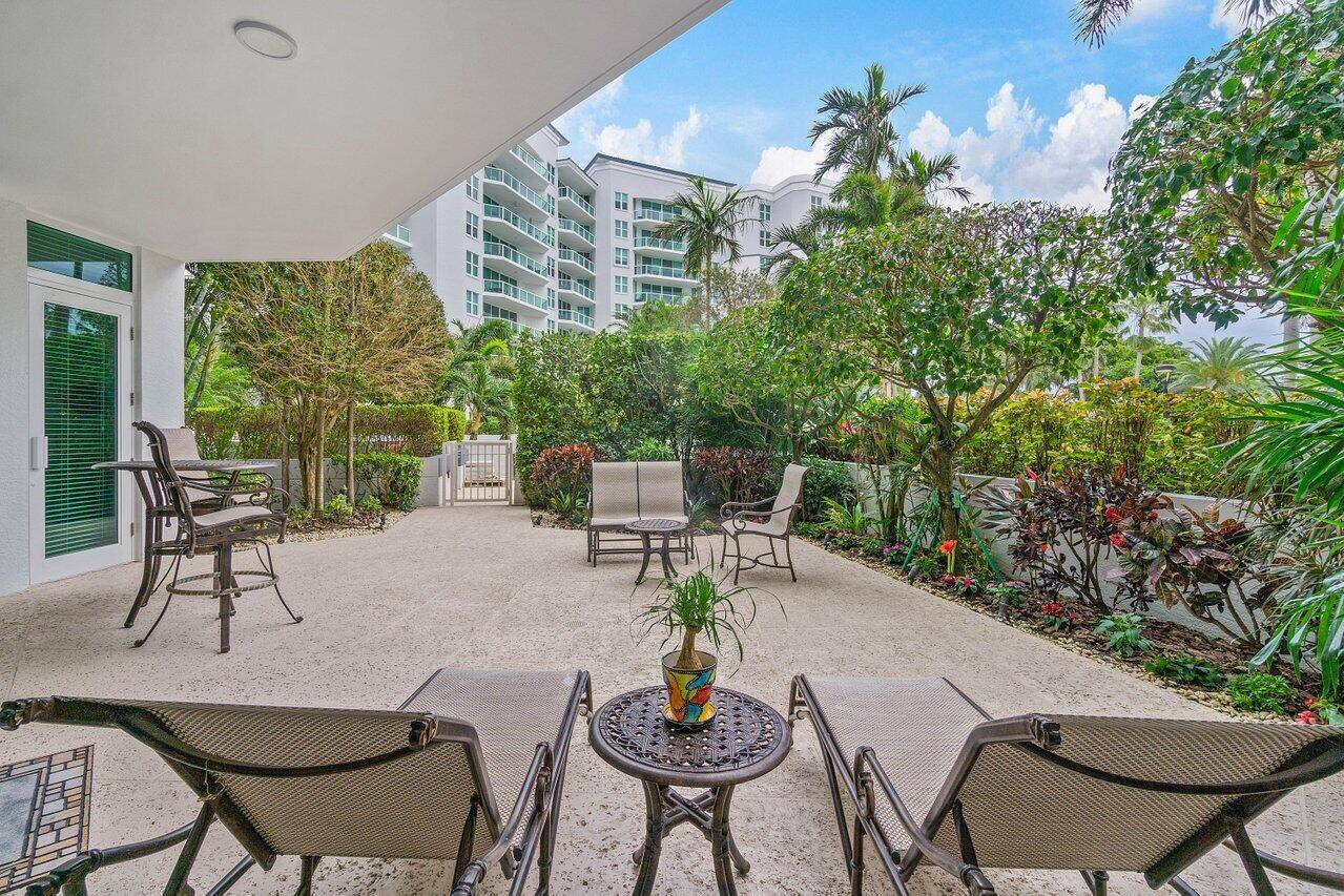 A Gem in the Heart of Boca RatonWelcome to Townsend Place, where luxury meets convenience in the vibrant heart of Boca Raton.