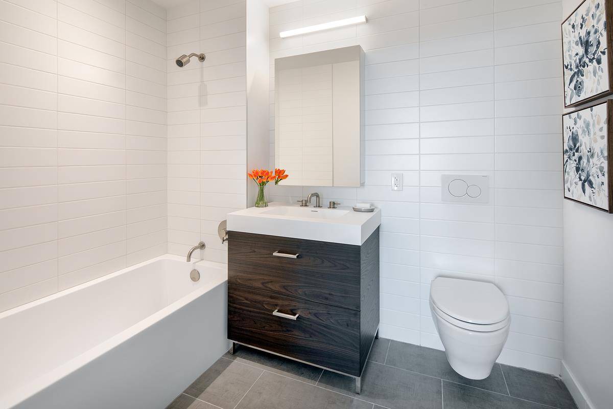 Brand New, HIGH FLOOR 1 Bedroom 1 Bathroom with Wide Open Western Views of the Entire Manhattan Skyline !