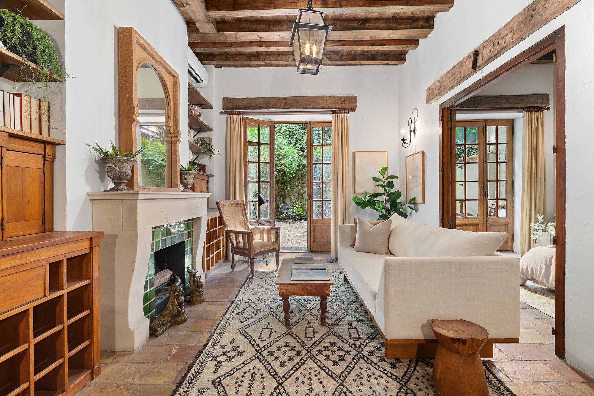 A West Village one bedroom jewel with a tremendous landscaped and irrigated garden designed by renowned architects Fairfax and Sammons to emulate a Provincial farmhouse of yesteryear.
