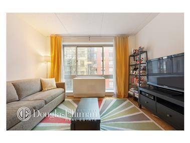 Settled in a quiet part of Chelsea and across the street from nature with Hudson River Park, Apt.