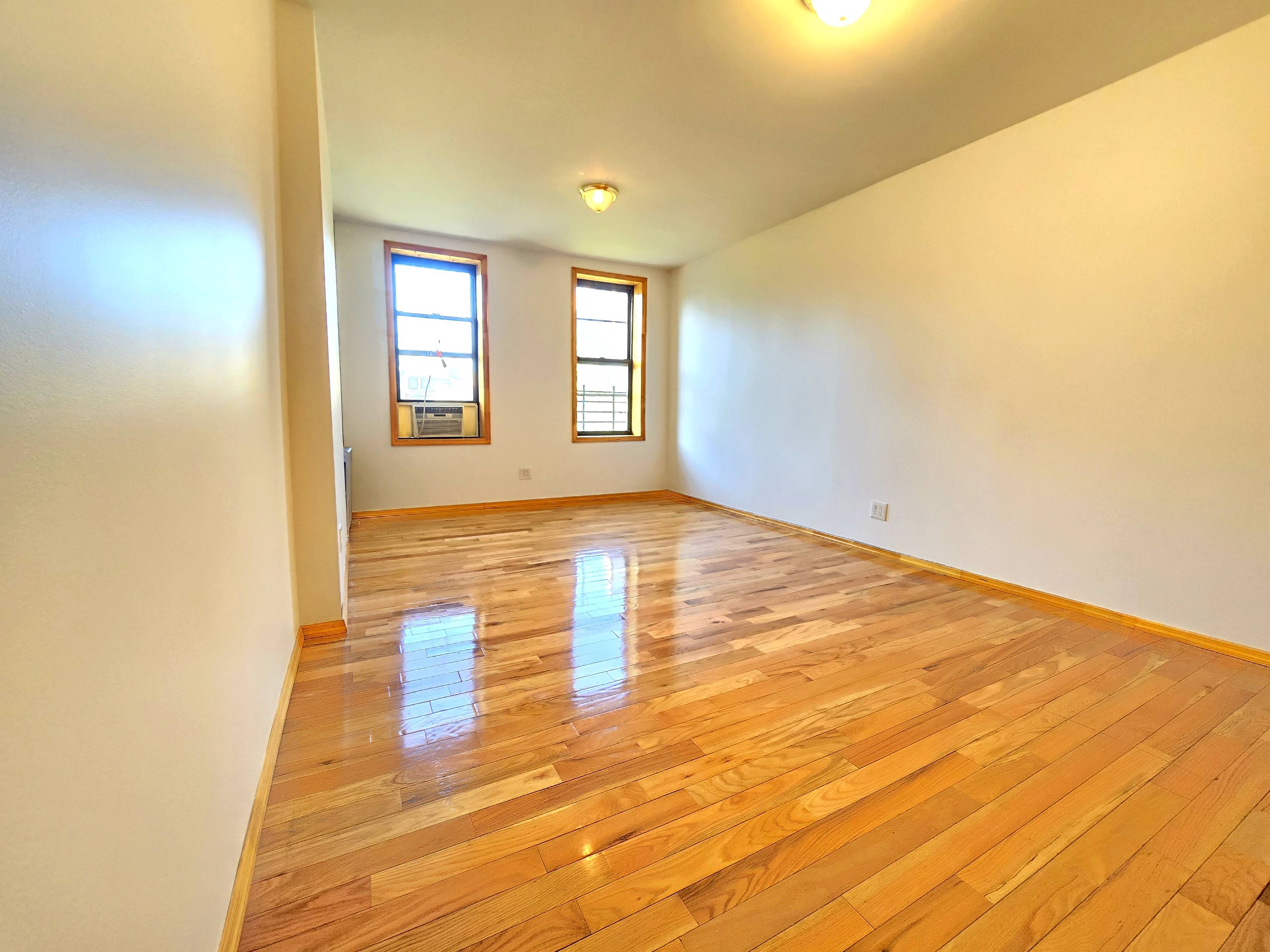 Our thoughts... Available for move in as early as May 1st, this spacious 2 bedroom apartment at 176 Kent Street in Greenpoint, Brooklyn, offers ample living space and convenient features.