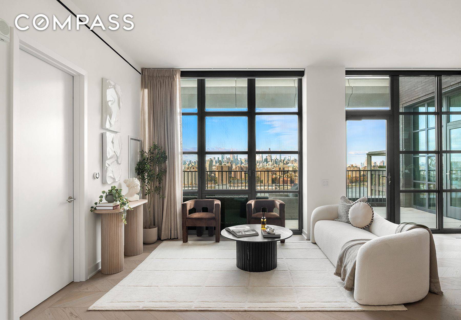 Perched high above DUMBO s cobblestone streets, Penthouse 20B at Front amp ; York is a rare opportunity to own one of Brooklyn s most coveted residences a refined blend ...