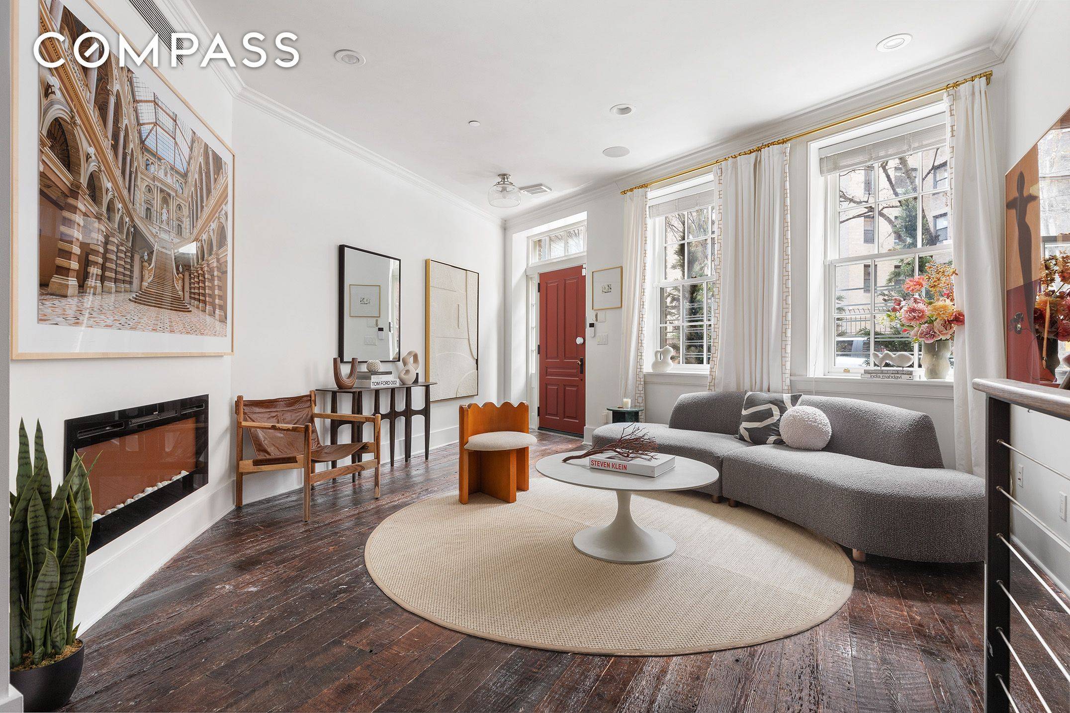 4 Bedford Street is a fully renovated West Village townhouse like no other.
