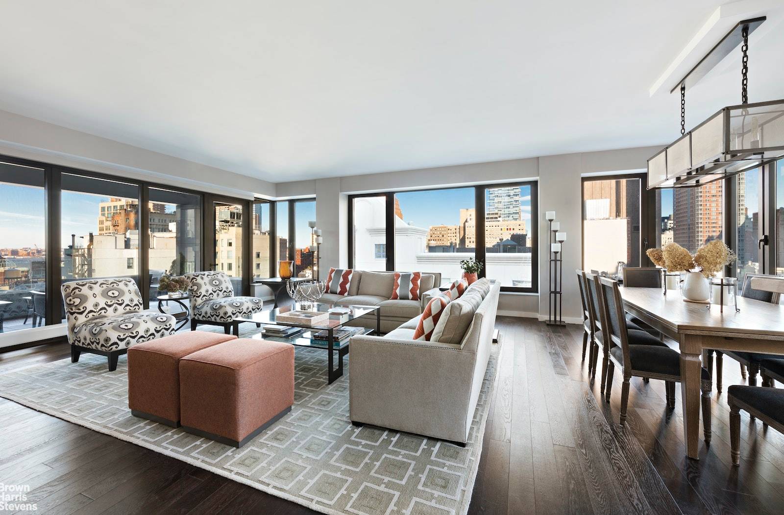 Situated in the esteemed Warren Lofts a pet friendly, 17 unit building Penthouse B is an impeccable, full floor residence with stunning views of the Midtown and Downtown skylines.