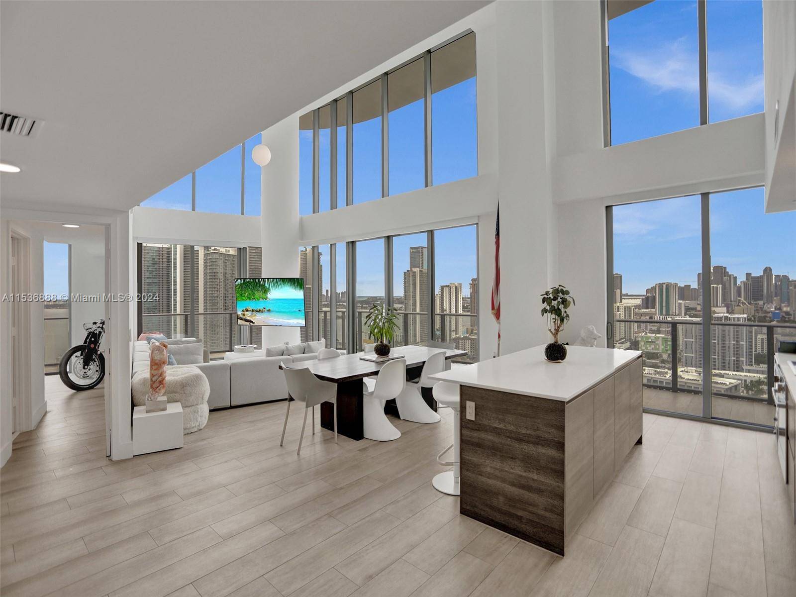 Welcome to the premier penthouse at Hyde, the absolute best that Midtown Miami has to offer Hyde 3204 is a SE corner 4 bed 4.