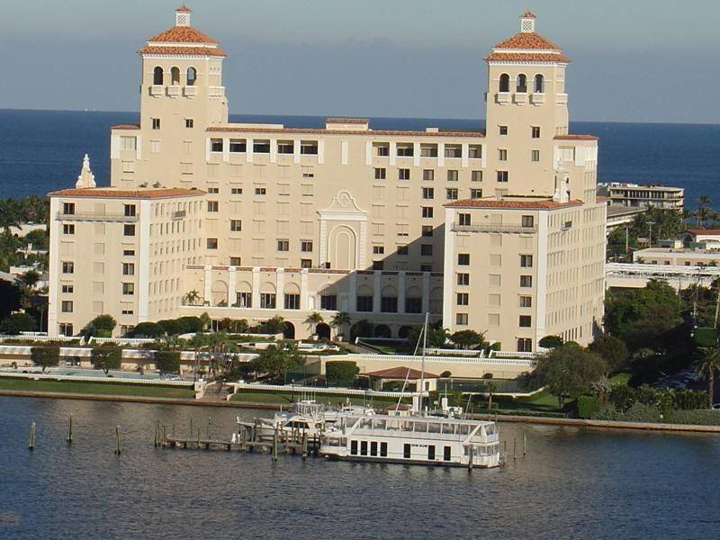 Great opportunity, this Palm Beach Biltmore 2BR 2BA NW corner unit offers spectacular Intracoastal waterway views as well as Ocean and town views.